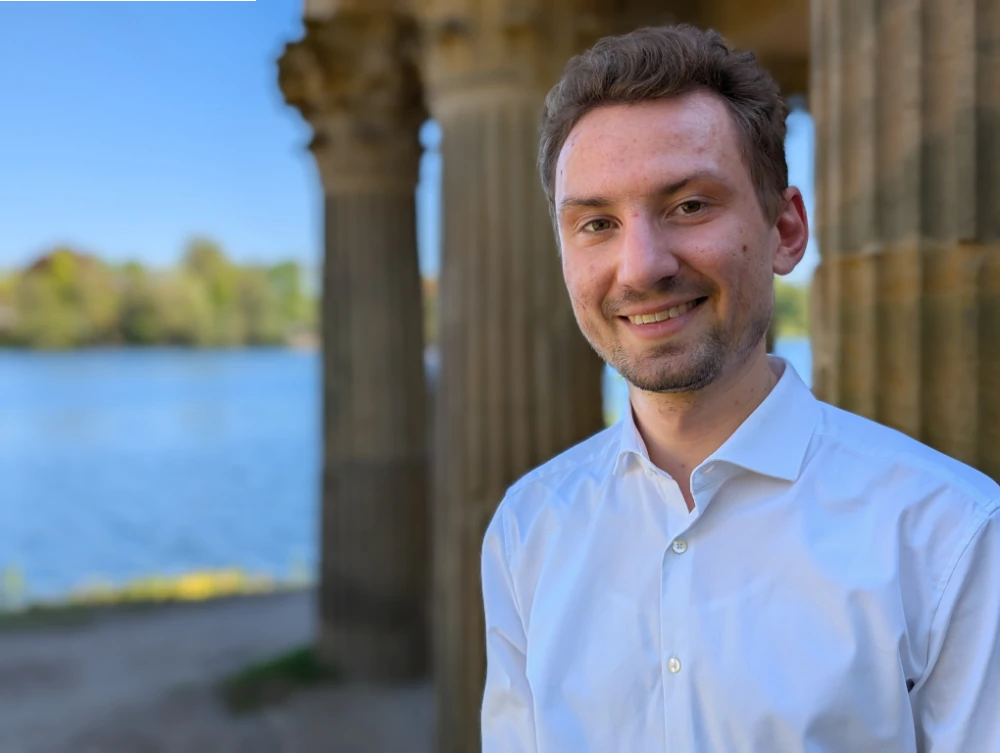 Paul Romey – Portrait am Wasser